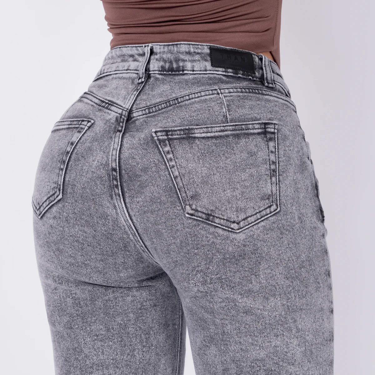 JEAN BOTA RECTA 6011